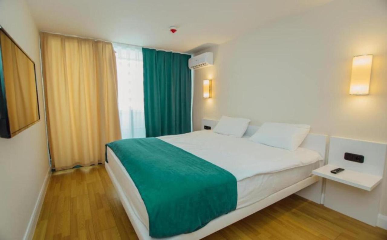 Seaside Resort In New Orbi Twins Batumi Exterior foto